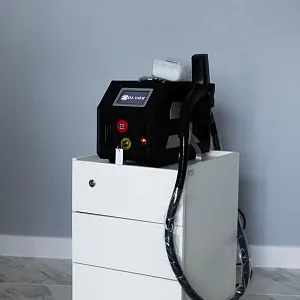 Неодимовый лазер для удаления татуировок UNT MINI ND YAG