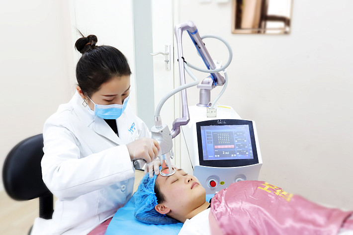 Honkon YILIYA-10600THb